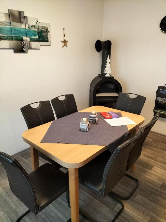 Ferienhaus Voss, 65260 Moormerland Bagian luar foto