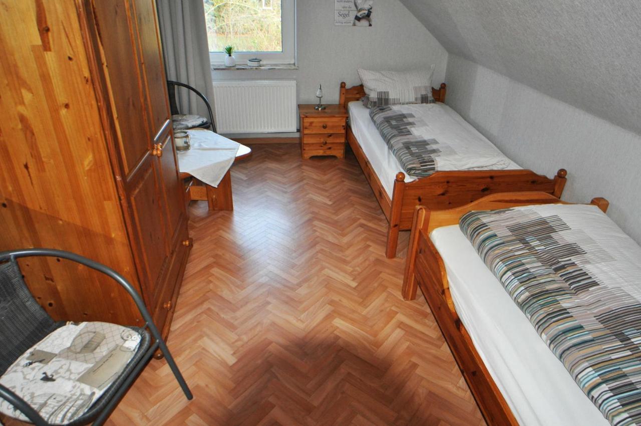 Ferienhaus Voss, 65260 Moormerland Ruang foto